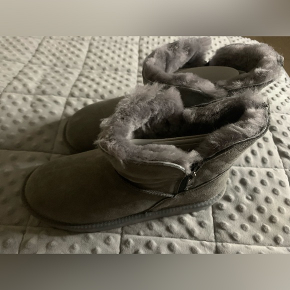 Gooce charcoal Maddie Women's Fashion Boot - Picture 4 of 12